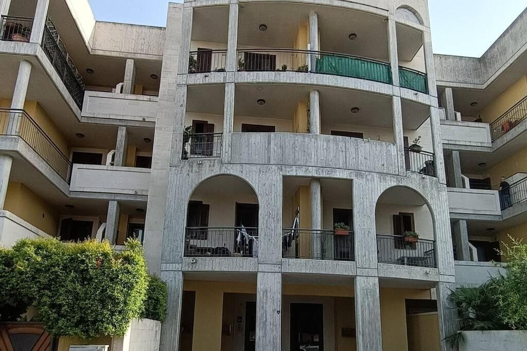 Appartamento A Cinque Minuti Dal Centro Di Lecce Exterior photo